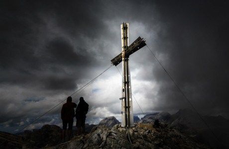 Cross on summit of the Sassonger