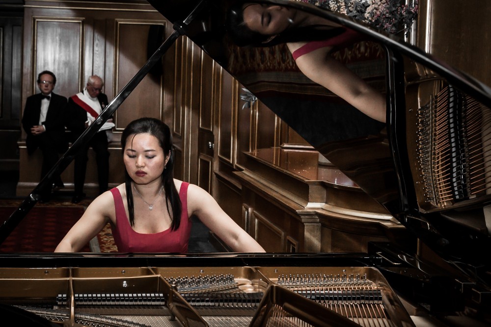Annie Yim Concert Pianist
